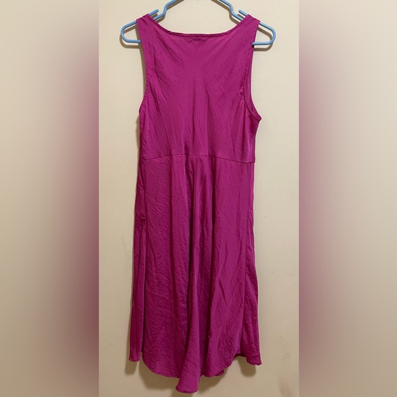 Old Navy Sleeveless Dress - Picture 4 of 9